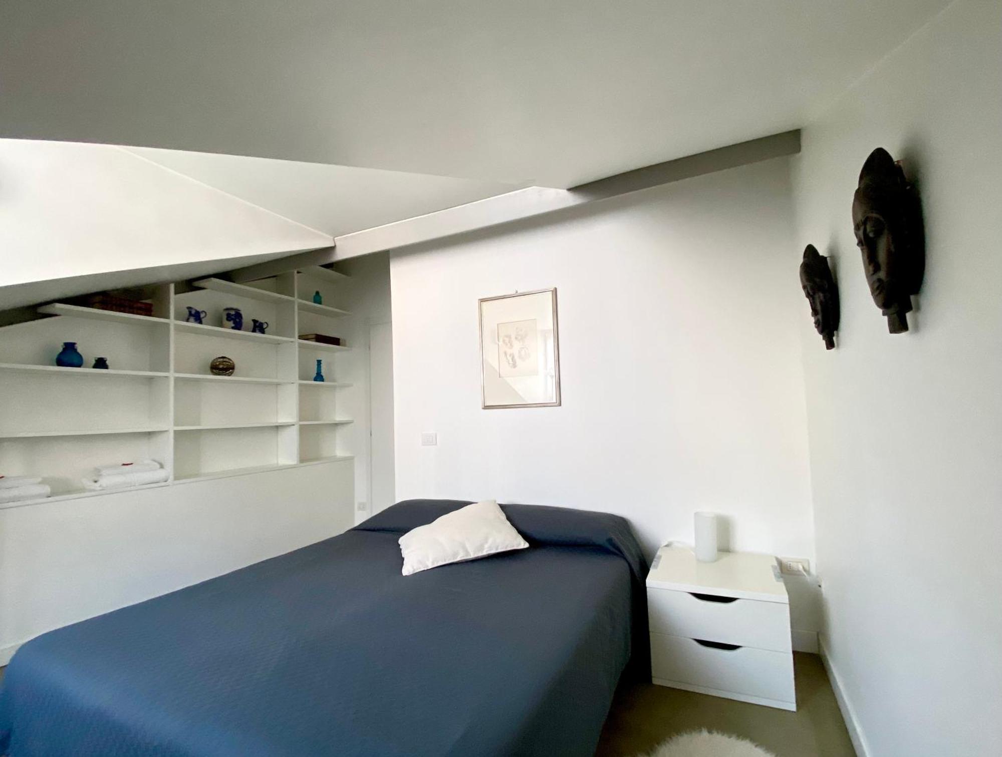 Sant Ambrogio Courtyard Room In Shared Flat ميلان المظهر الخارجي الصورة