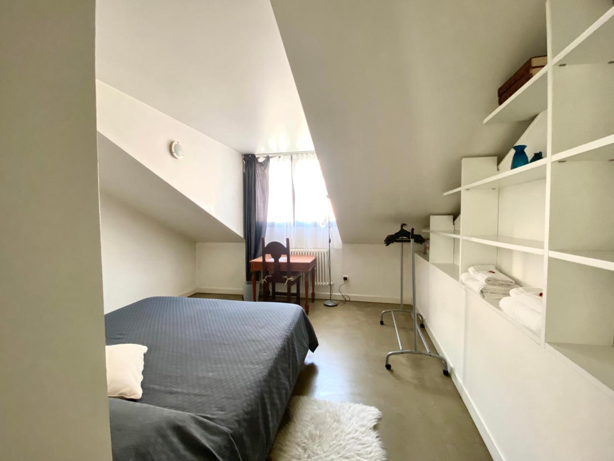 Sant Ambrogio Courtyard Room In Shared Flat ميلان المظهر الخارجي الصورة